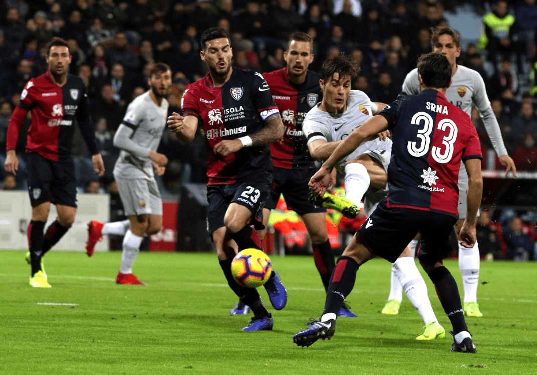 欧冠联赛淘汰赛精彩瞬间回顾