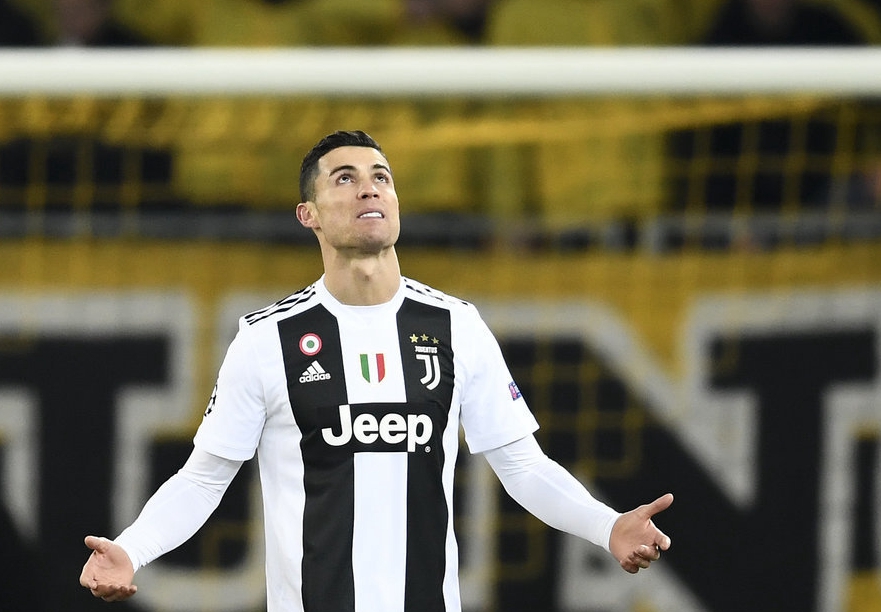 英超阿森纳主场战布莱顿，榜首队压力下存短板，此役平局几率大（英超｜阿森纳主迎布莱顿：领头羊承压显短板，平局概率不低）