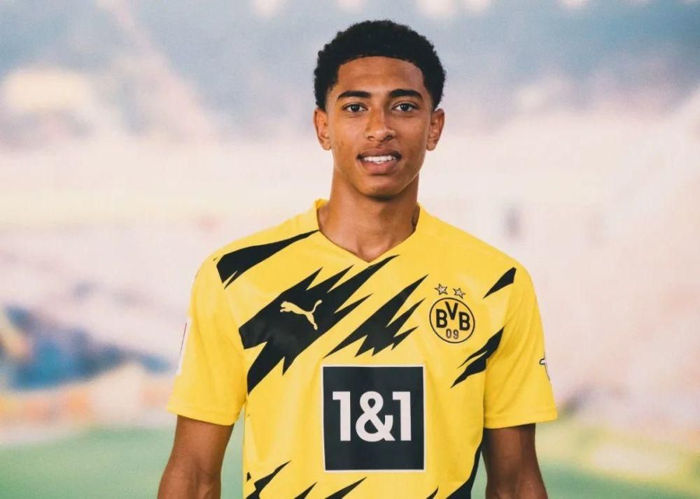 拉菲尼亚金球第五是否不公平？莱万：其实这些排名不能太当真