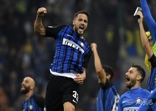 麦克托米奈vs丹麦全场数据：2解围1过人+贡献神级倒钩（麦克托米奈战丹麦全场表现：2次解围1次过人，奉献神级倒钩）