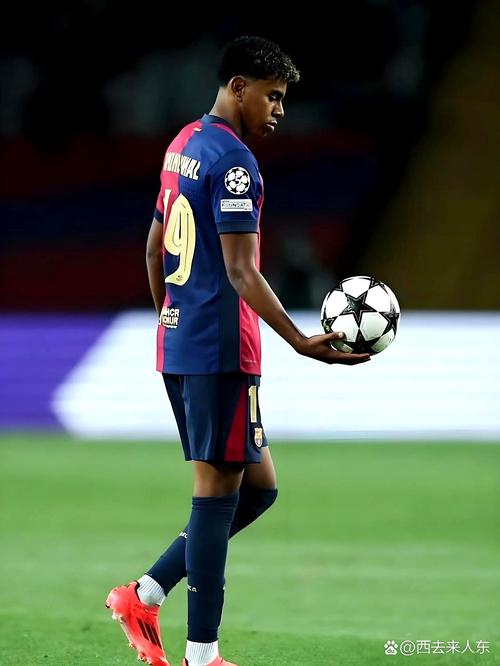 足球报：亚泰本赛季主要问题是资金不足，开局赛程也埋下伏笔（足球报：亚泰本季受困资金紧张，艰难开局赛程埋下隐患）