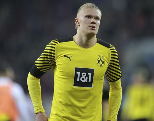 踢球者德甲第15轮最佳阵：斯塔尼希奇、聚勒、希克等球员在列（德甲第15轮踢球者最佳阵容出炉：斯塔尼希奇、聚勒、希克等入选）