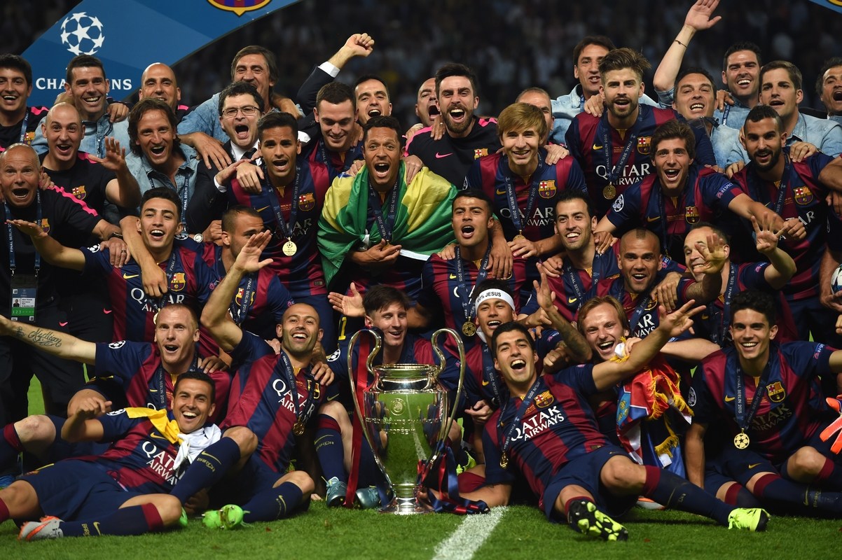 TA：范德芬的速度和力量令人难以置信；西蒙斯表现堪称完美