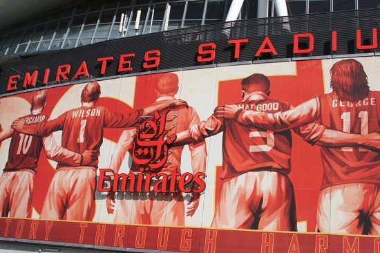 C罗没投！B席作为葡萄牙队长参与FIFA最佳投票，第一投给维蒂尼亚（C罗未投票！葡萄牙队长B席参与FIFA最佳评选，首选维蒂尼亚）