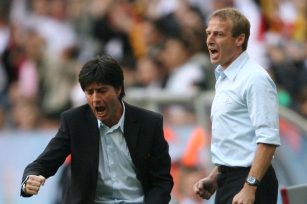 整场比赛场面踢的很是沉闷，越南虽然控球权更多但是...